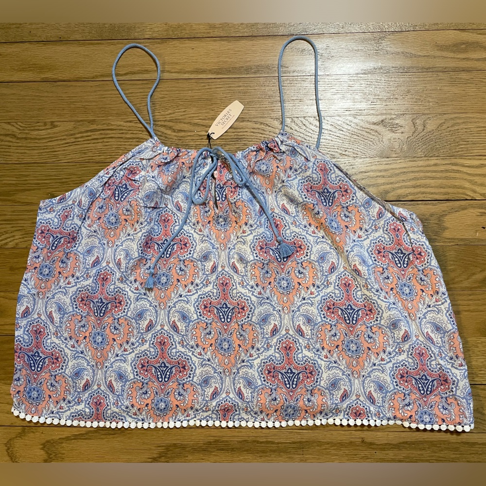 NWT Victoria’s Secret Paisley Tank Top w/ knit adjustable straps - Size L